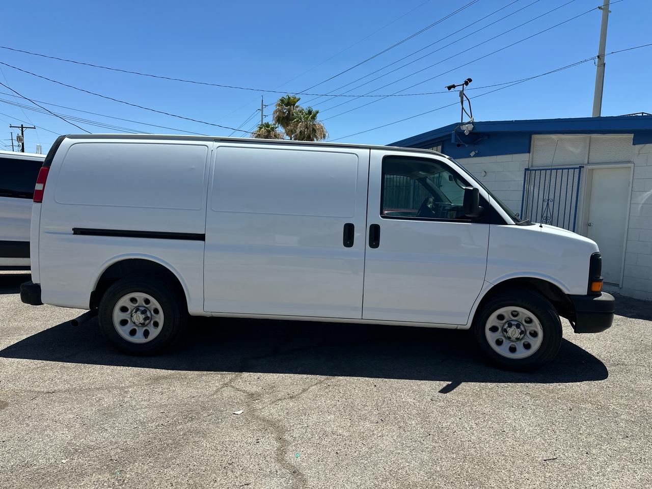 Chevrolet Express 1500 Cargo 2009