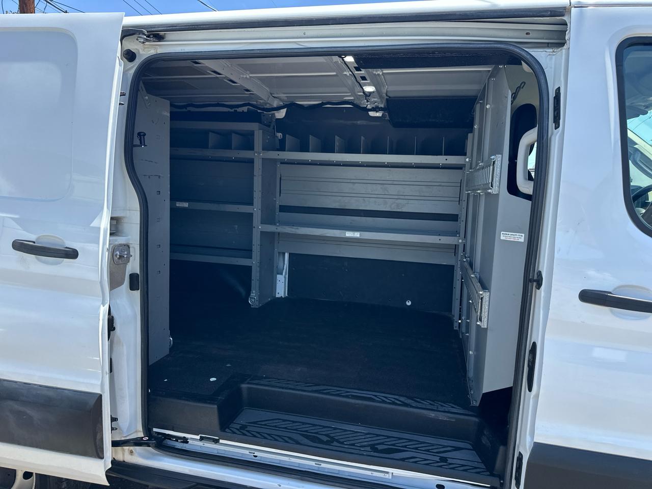 Ford Transit 250 Van Low Roof w/Sliding Pass. 130-in. WB 2021