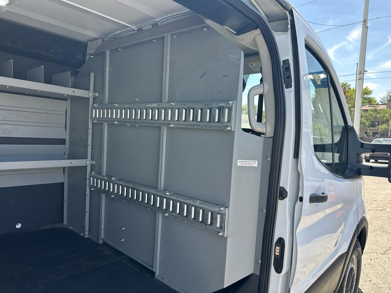 Ford Transit 250 Van Low Roof w/Sliding Pass. 130-in. WB 2021