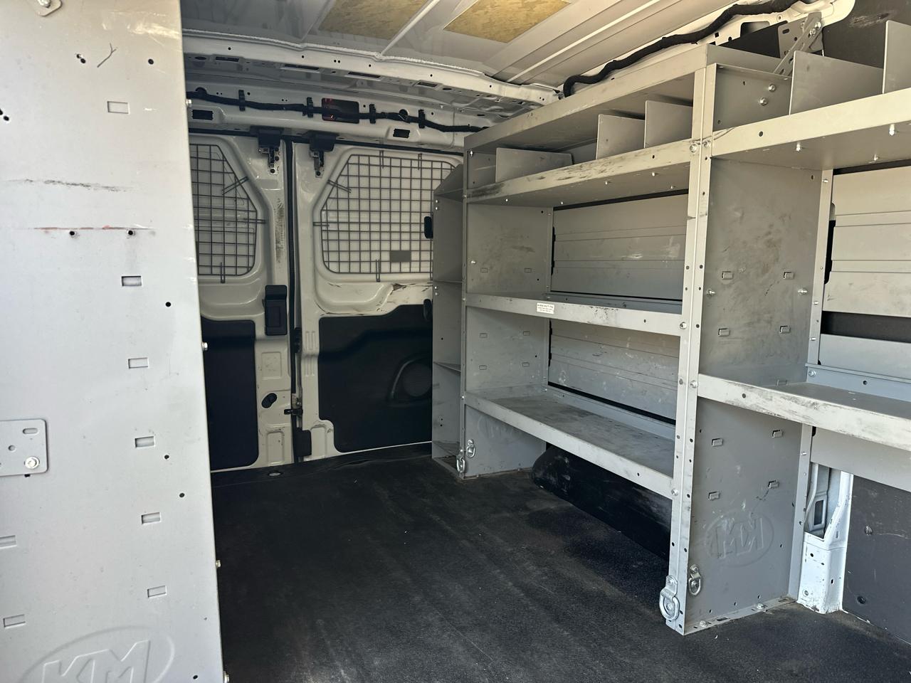 Ford Transit 250 Van Low Roof w/Sliding Pass. 130-in. WB 2021