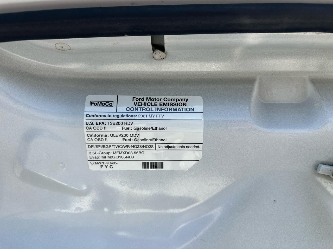 Ford Transit 250 Van Low Roof w/Sliding Pass. 130-in. WB 2021