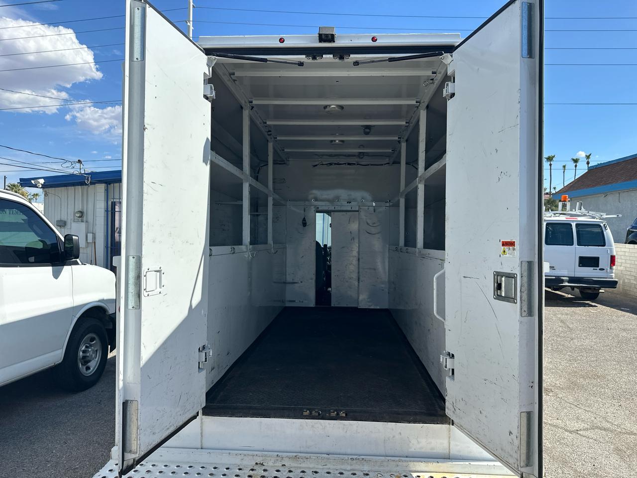 Ford Transit T-250 2017