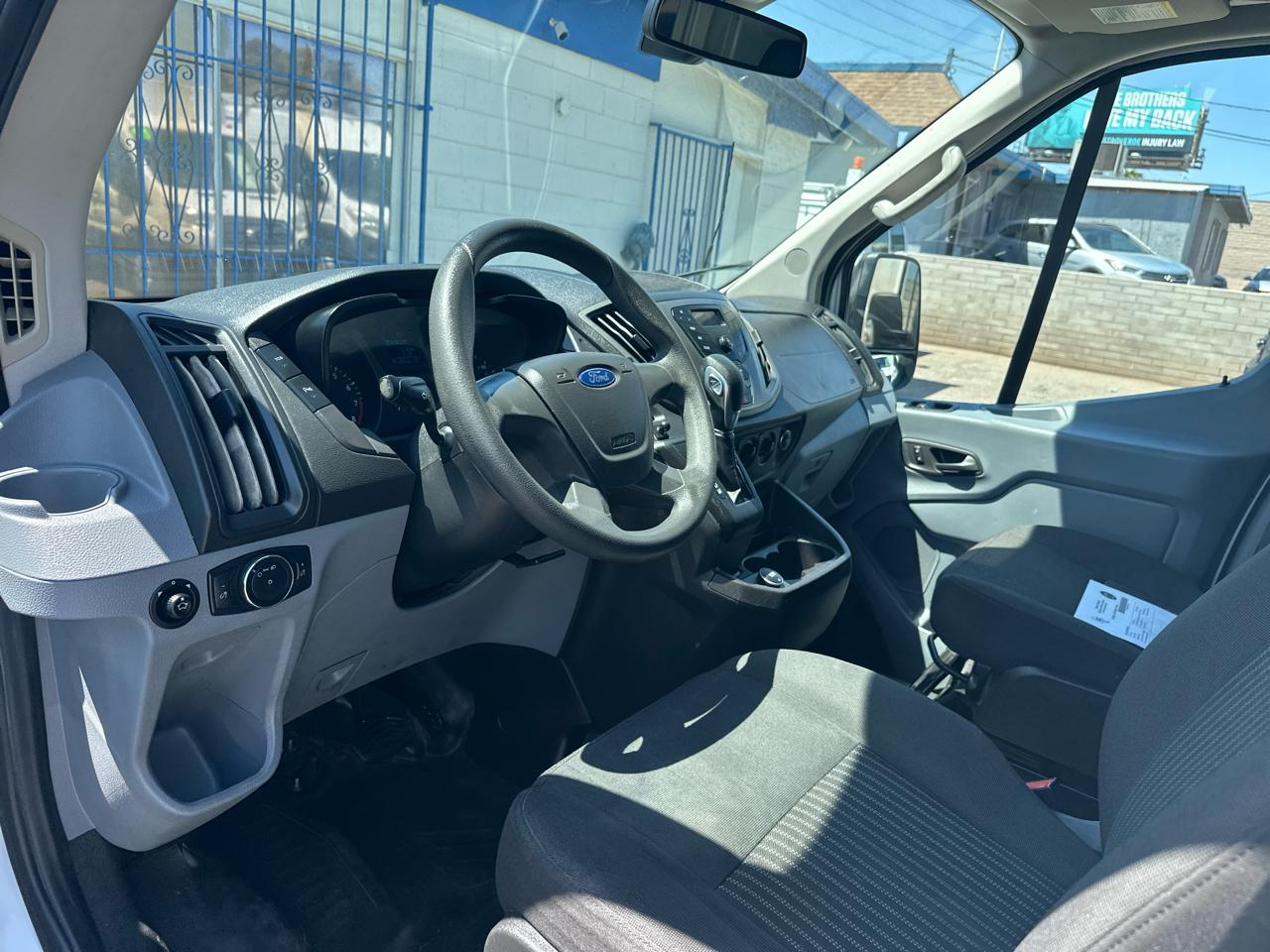 Ford Transit 250 Van High Roof w/Sliding Pass. 148-in. WB EL 2018