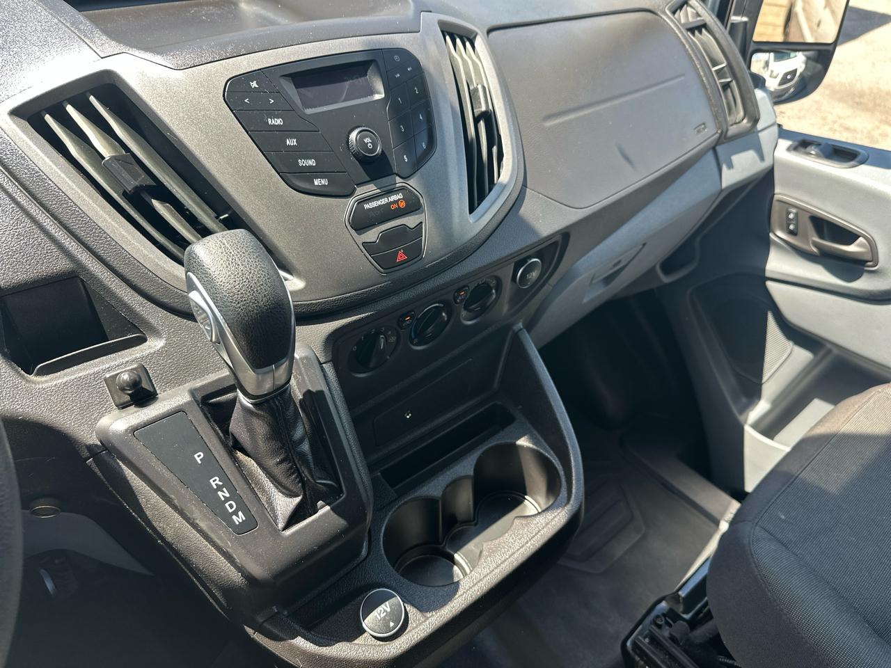 Ford Transit 250 Van High Roof w/Sliding Pass. 148-in. WB EL 2018