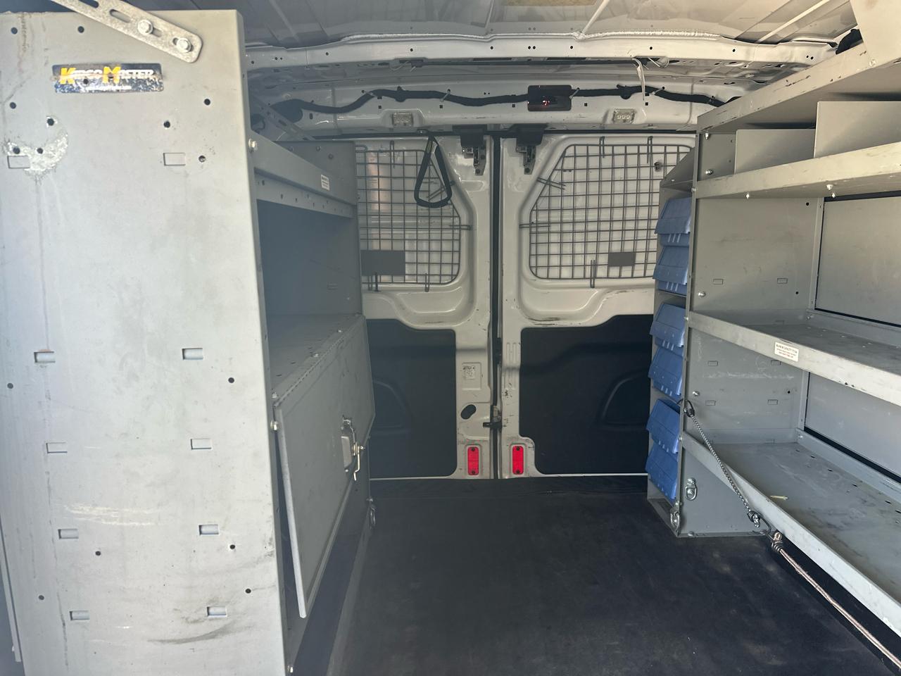 Ford Transit 250 Van Low Roof w/Sliding Pass. 130-in. WB 2017