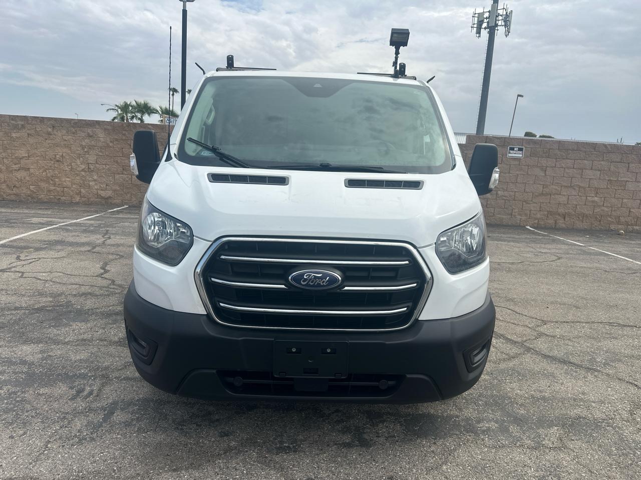 Ford Transit 250 Van Low Roof w/Sliding Pass. 130-in. WB 2020