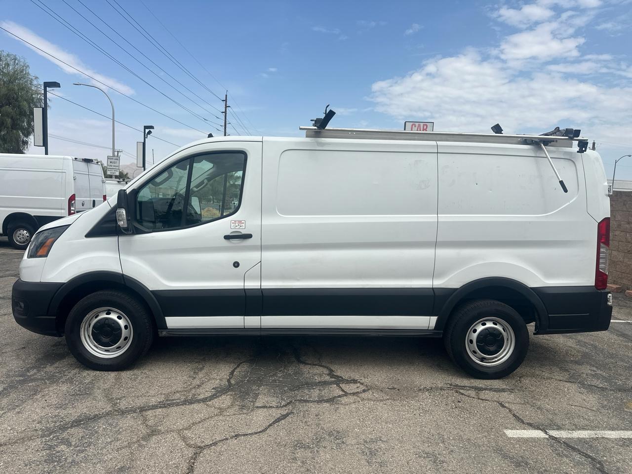 Ford Transit 250 Van Low Roof w/Sliding Pass. 130-in. WB 2020