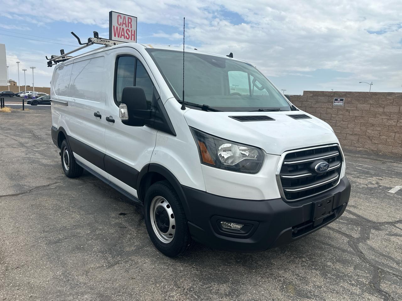 Ford Transit 250 Van Low Roof w/Sliding Pass. 130-in. WB 2020