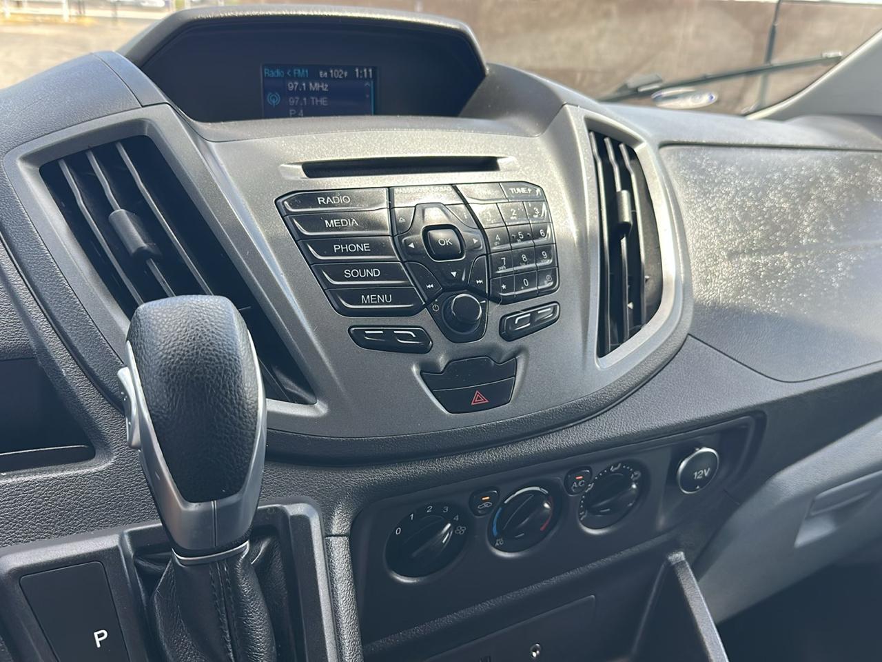 Ford Transit 150 Van Med. Roof w/Sliding Pass. 130-in. WB 2016