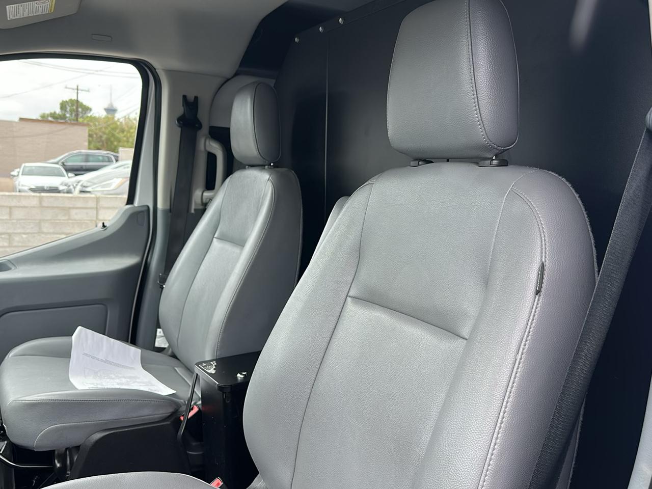 Ford Transit 150 Van Low Roof w/Sliding Pass. 148-in. WB 2018