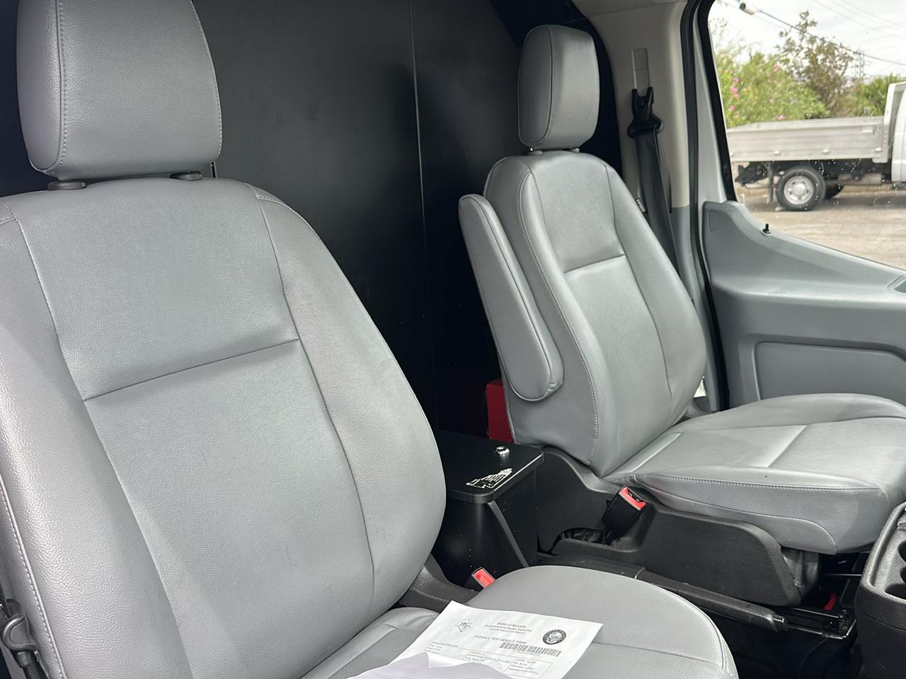 Ford Transit 150 Van Low Roof w/Sliding Pass. 148-in. WB 2018