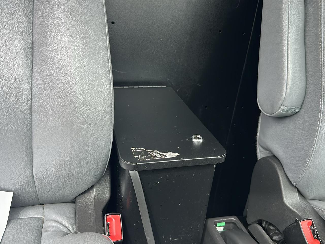 Ford Transit 150 Van Low Roof w/Sliding Pass. 148-in. WB 2018