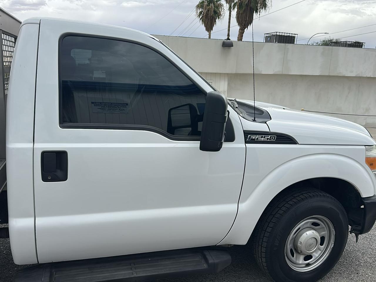 Ford F-250 SD XLT 2WD 2016