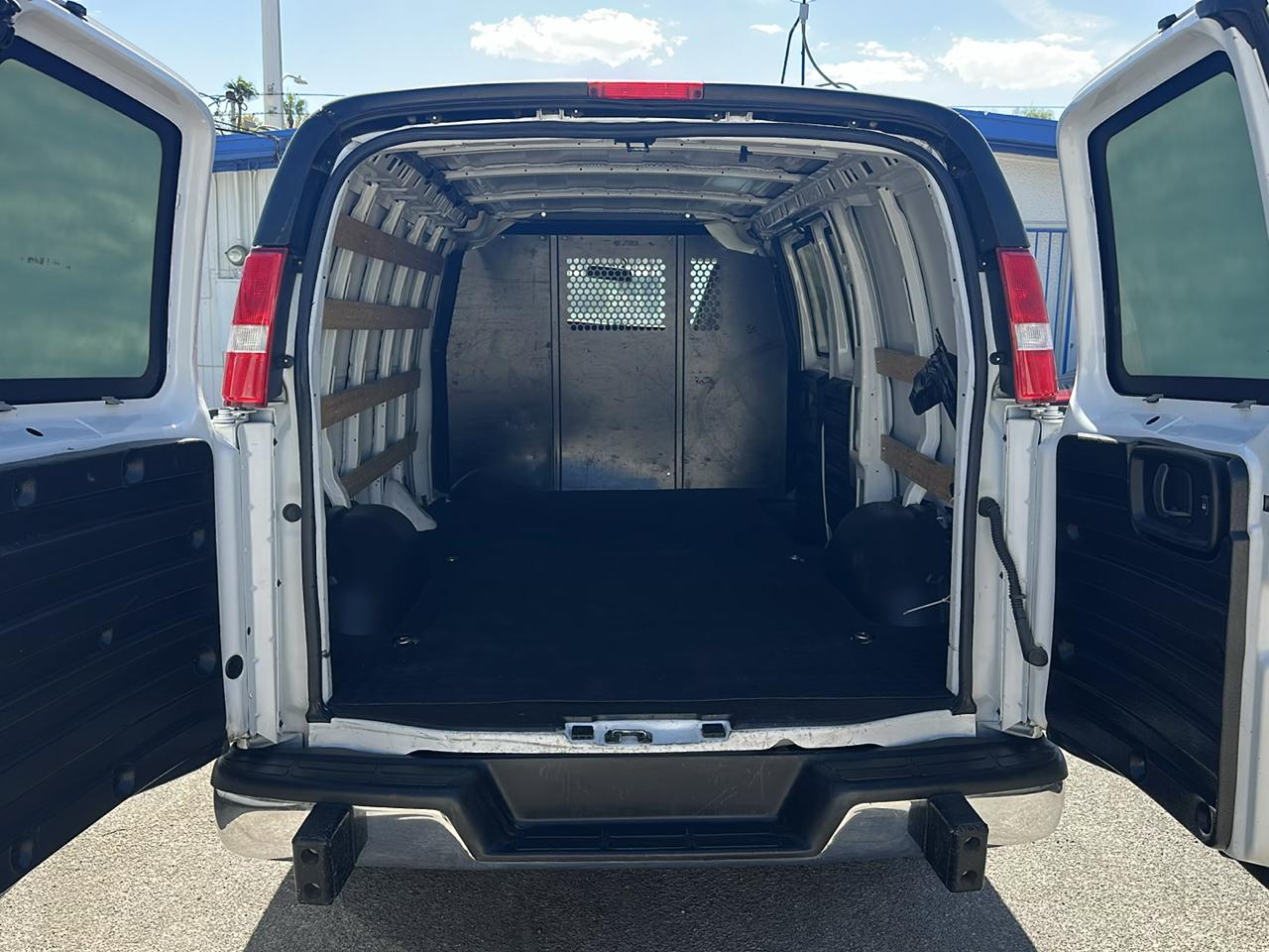 GMC Savana G2500 Cargo 2022