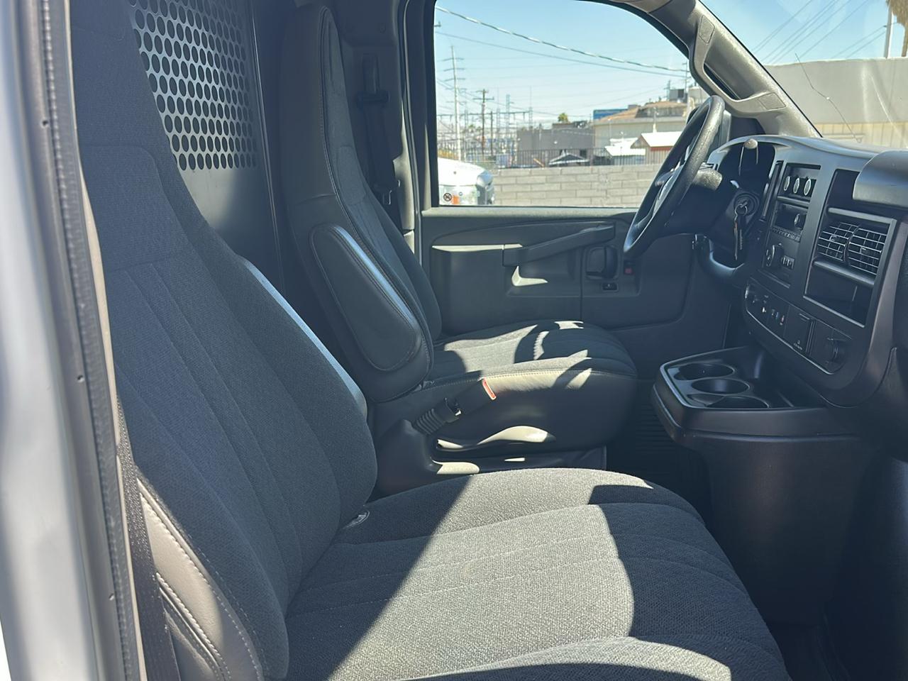 GMC Savana G2500 Cargo 2022