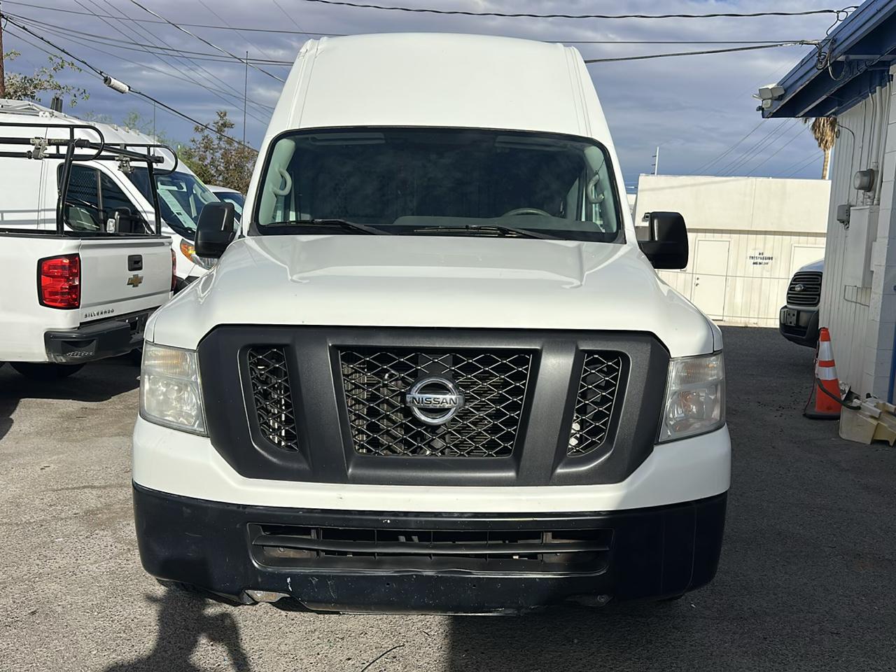 Nissan NV Cargo 2500 HD S V6 High Roof 2016