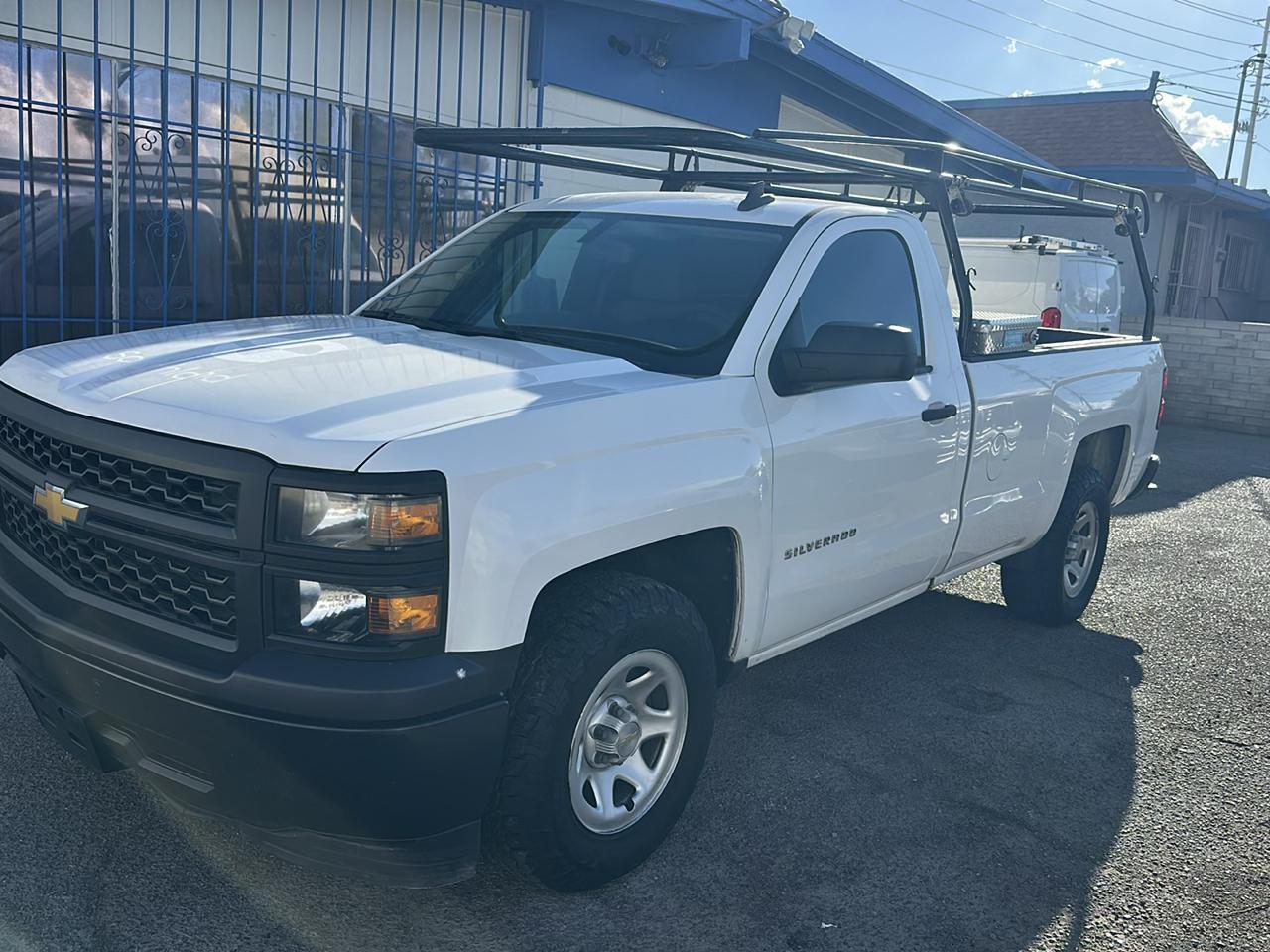 Chevrolet Silverado 1500 1LT Regular Cab 2WD 2015