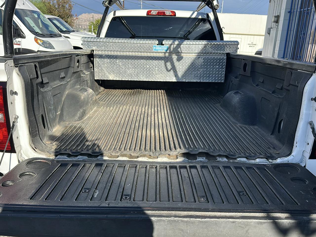 Chevrolet Silverado 1500 1LT Regular Cab 2WD 2015