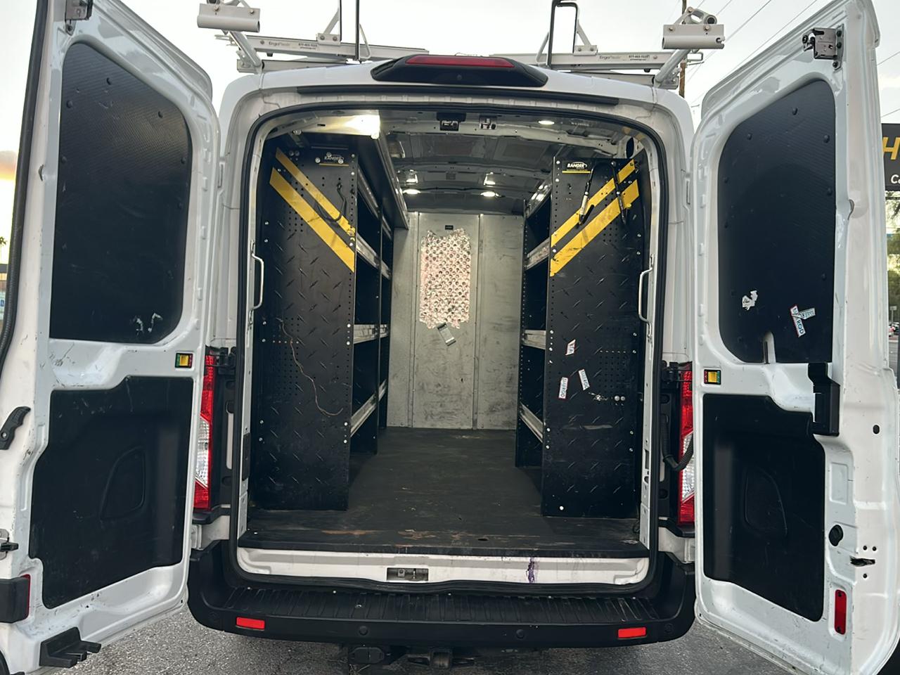 Ford Transit 350 Van Med. Roof w/Sliding Pass. 148-in. WB 2019