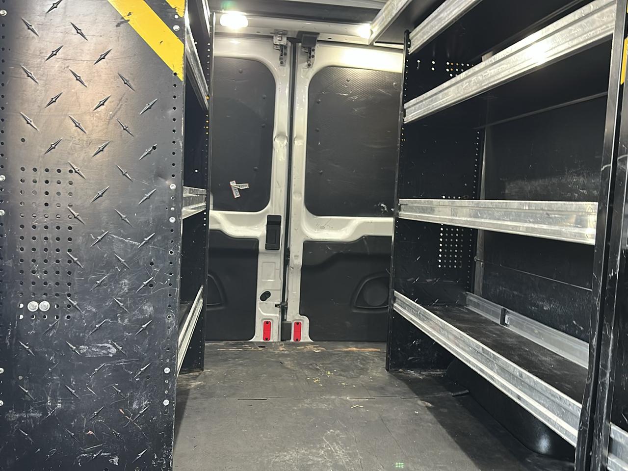 Ford Transit 350 Van Med. Roof w/Sliding Pass. 148-in. WB 2019