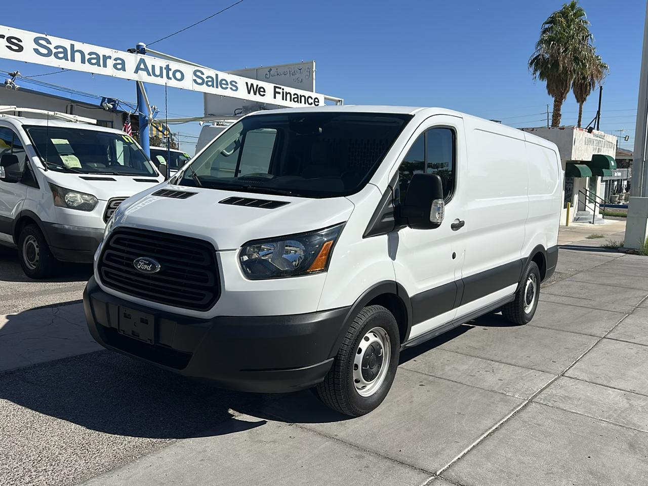 Ford Transit 150 Van Low Roof w/Sliding Pass. 130-in. WB 2019