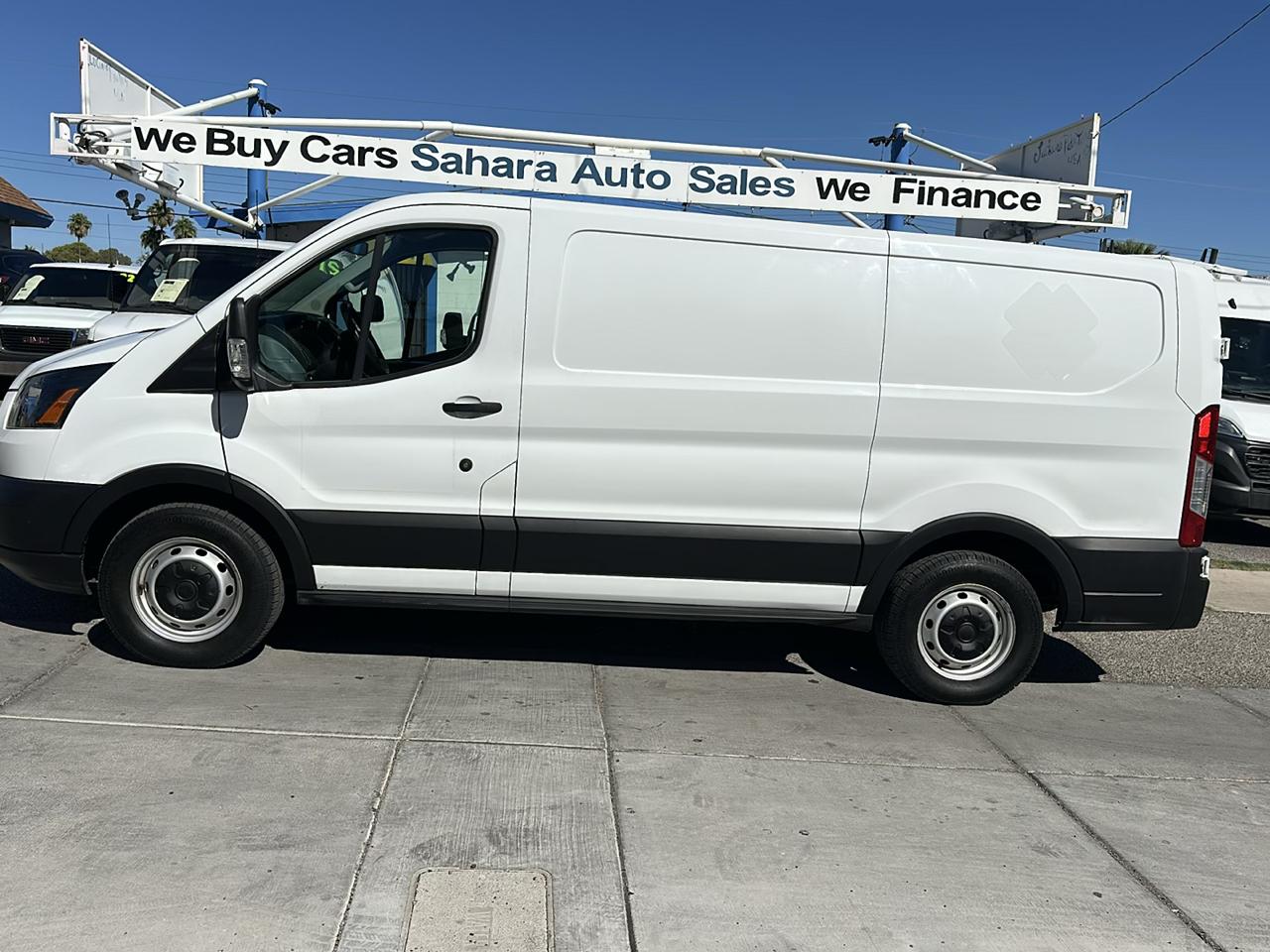 Ford Transit 150 Van Low Roof w/Sliding Pass. 130-in. WB 2019