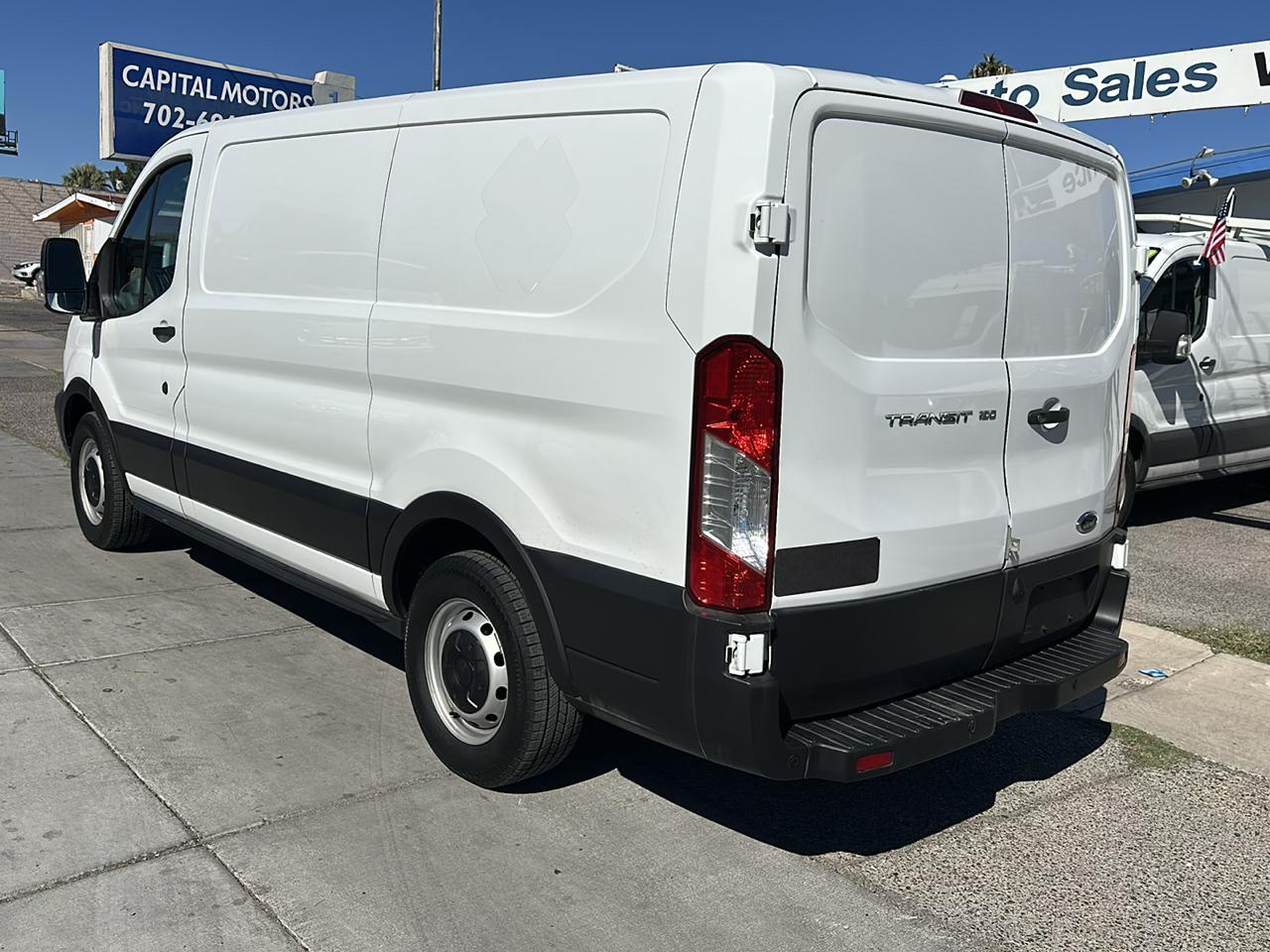 Ford Transit 150 Van Low Roof w/Sliding Pass. 130-in. WB 2019