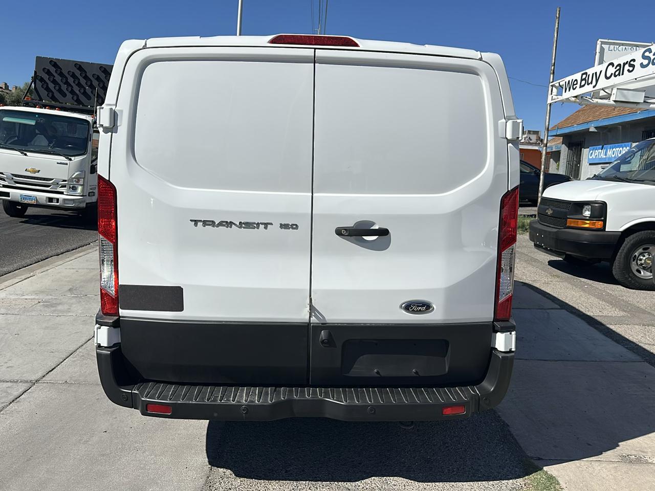 Ford Transit 150 Van Low Roof w/Sliding Pass. 130-in. WB 2019