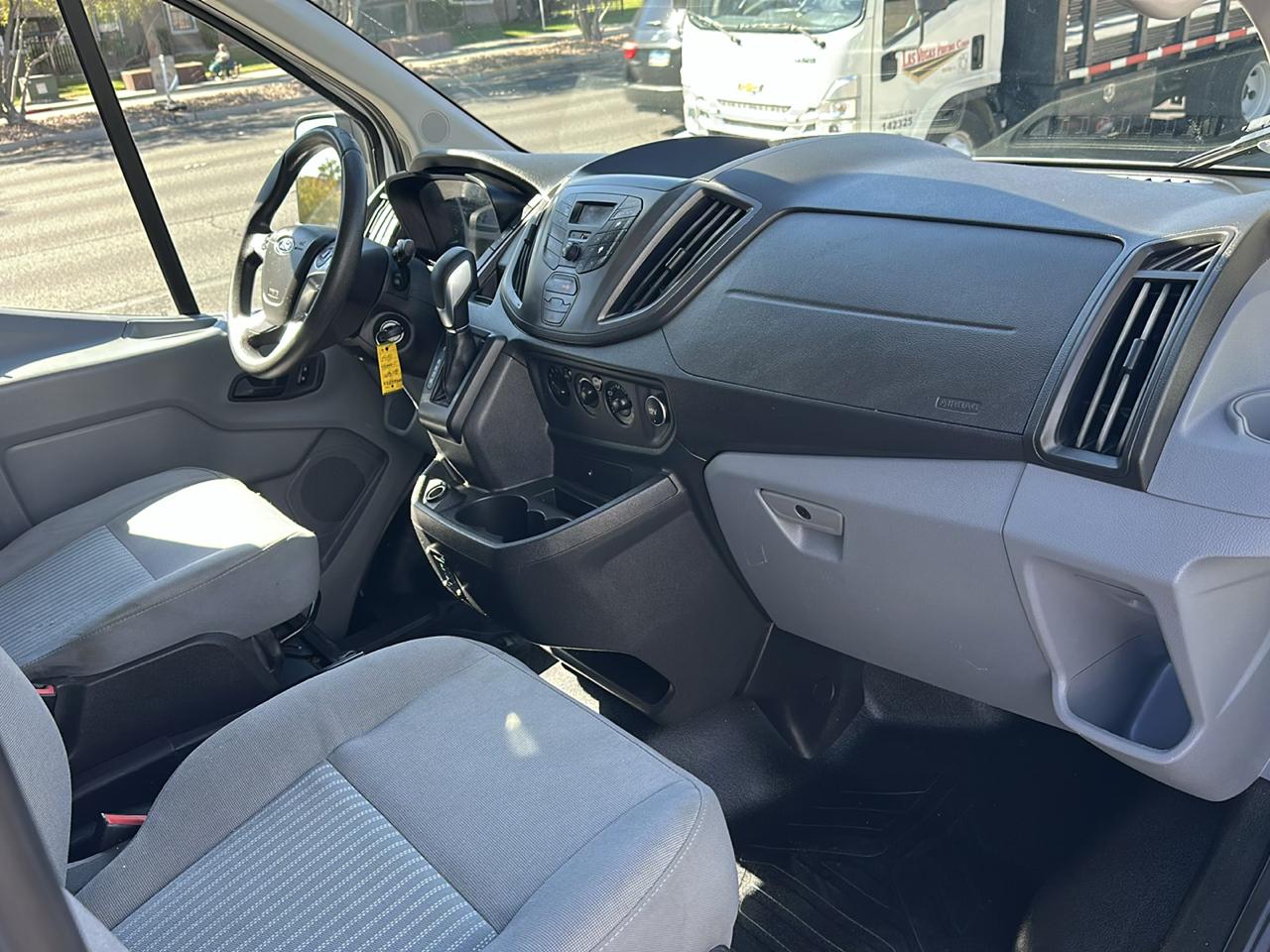 Ford Transit 150 Van Low Roof w/Sliding Pass. 130-in. WB 2019