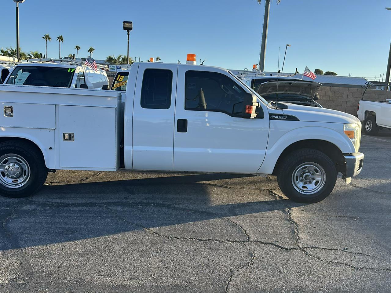 Ford F-350 SD Lariat SuperCab 2WD 2013