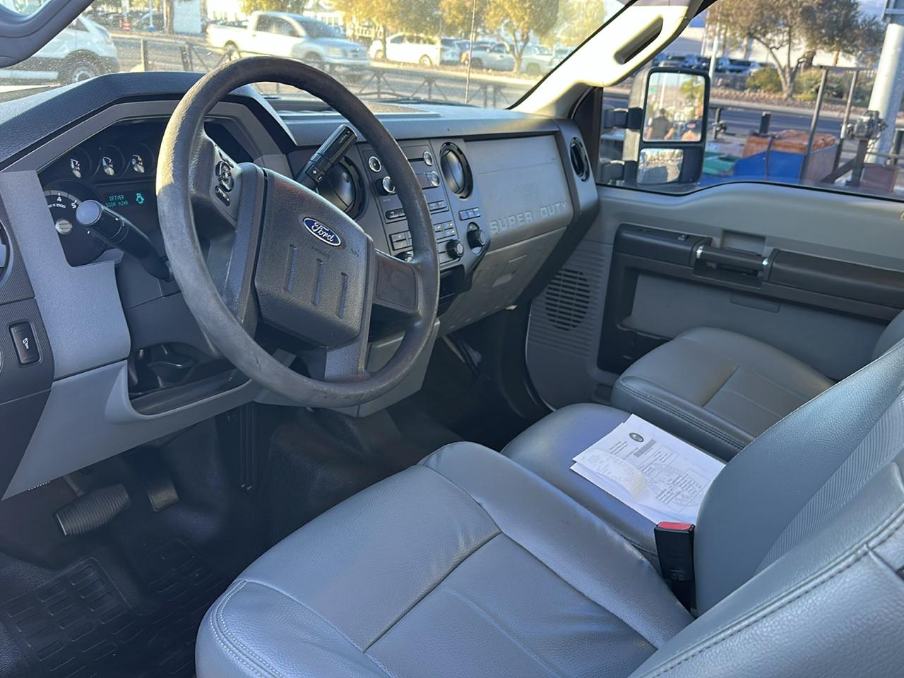 Ford F-350 SD Lariat SuperCab 2WD 2013