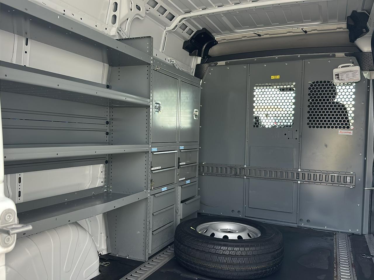 RAM Promaster 2500 High Roof Tradesman 136-in. WB 2016