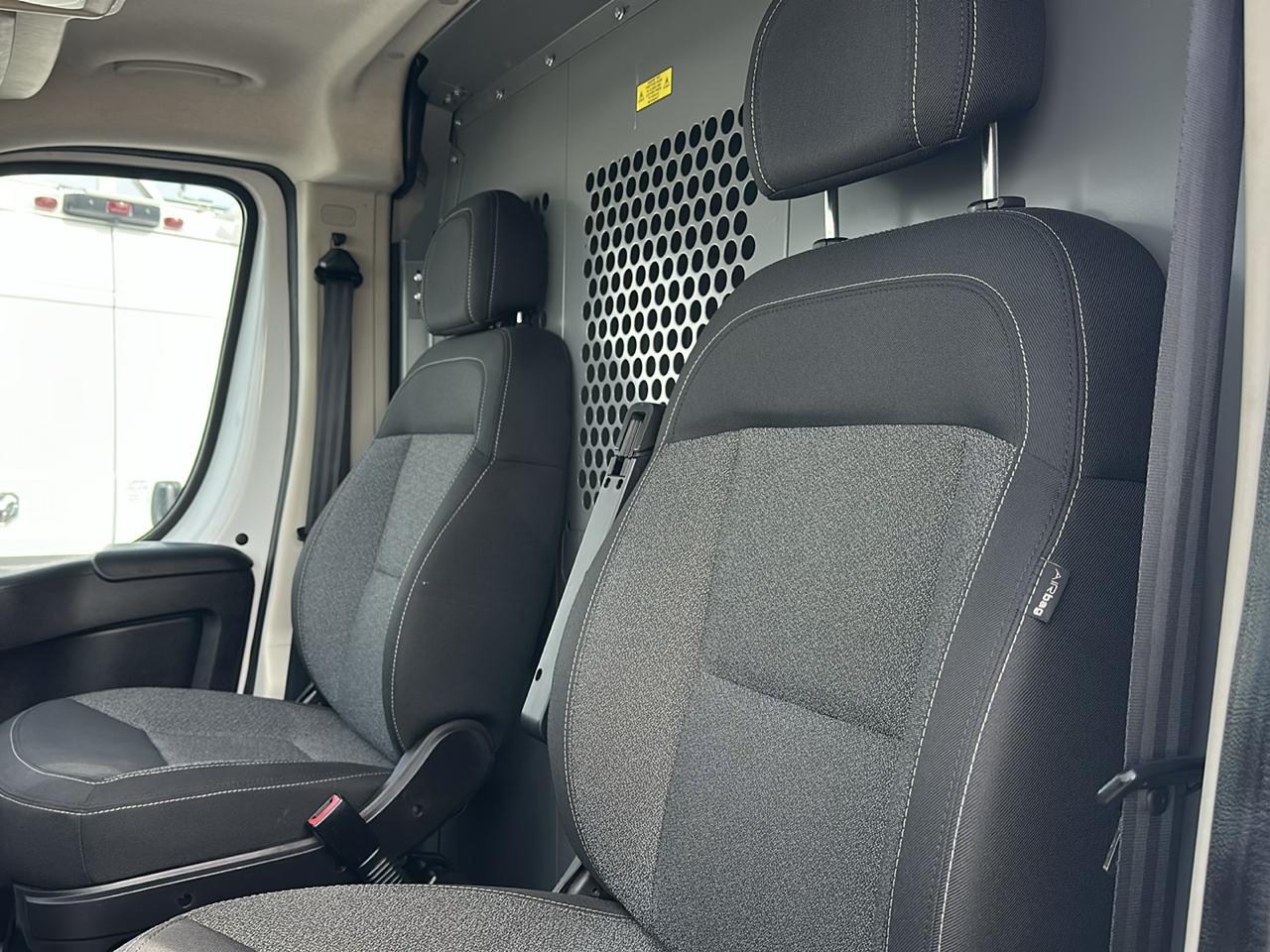 RAM Promaster 2500 High Roof Tradesman 136-in. WB 2016