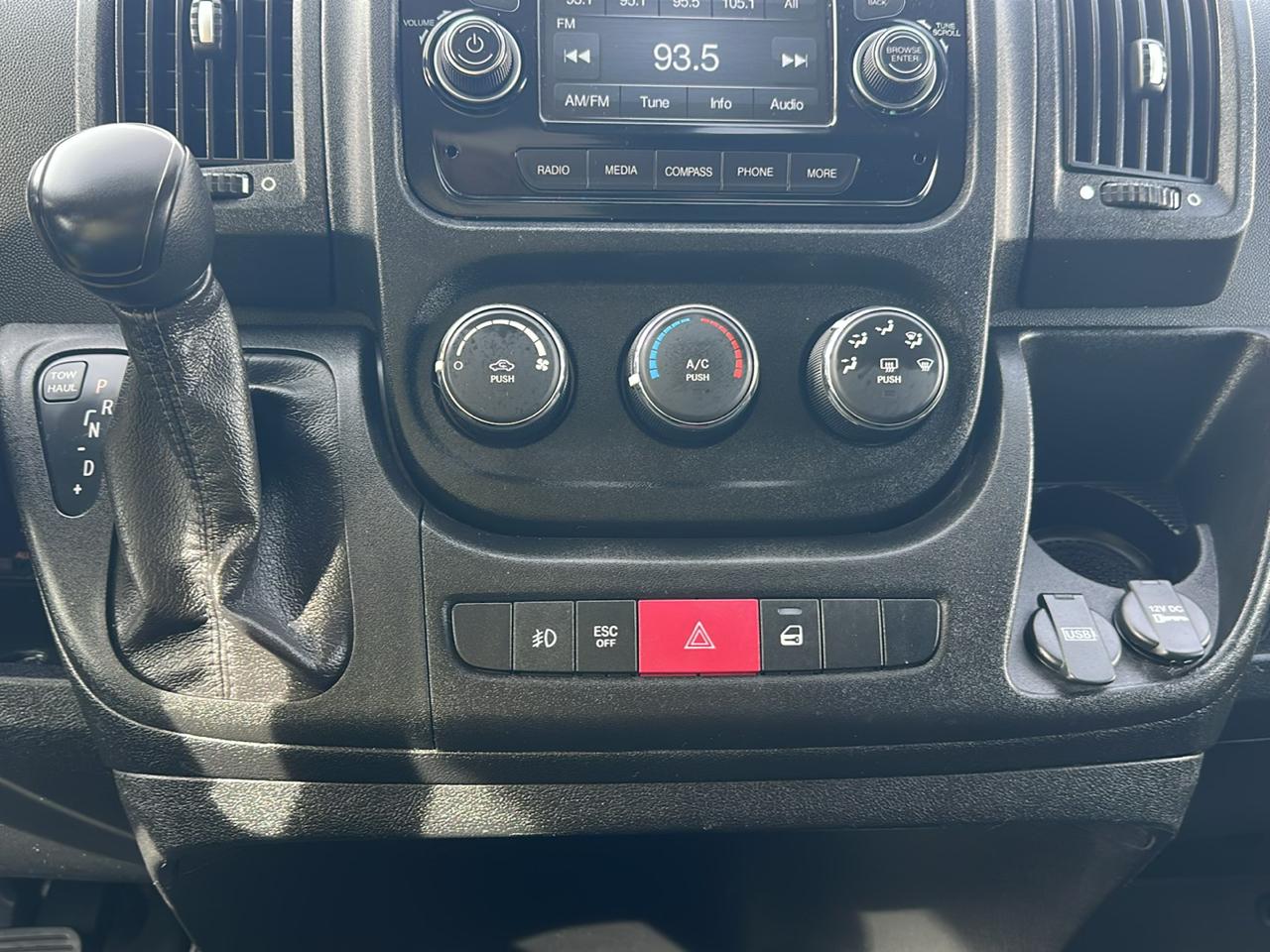 RAM Promaster 2500 High Roof Tradesman 136-in. WB 2016