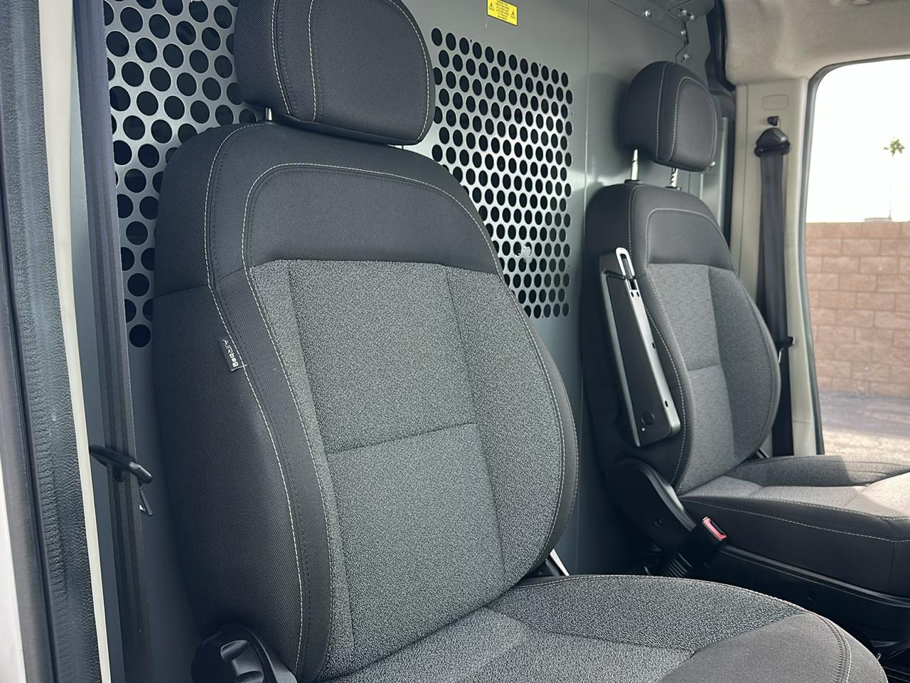 RAM Promaster 2500 High Roof Tradesman 136-in. WB 2016