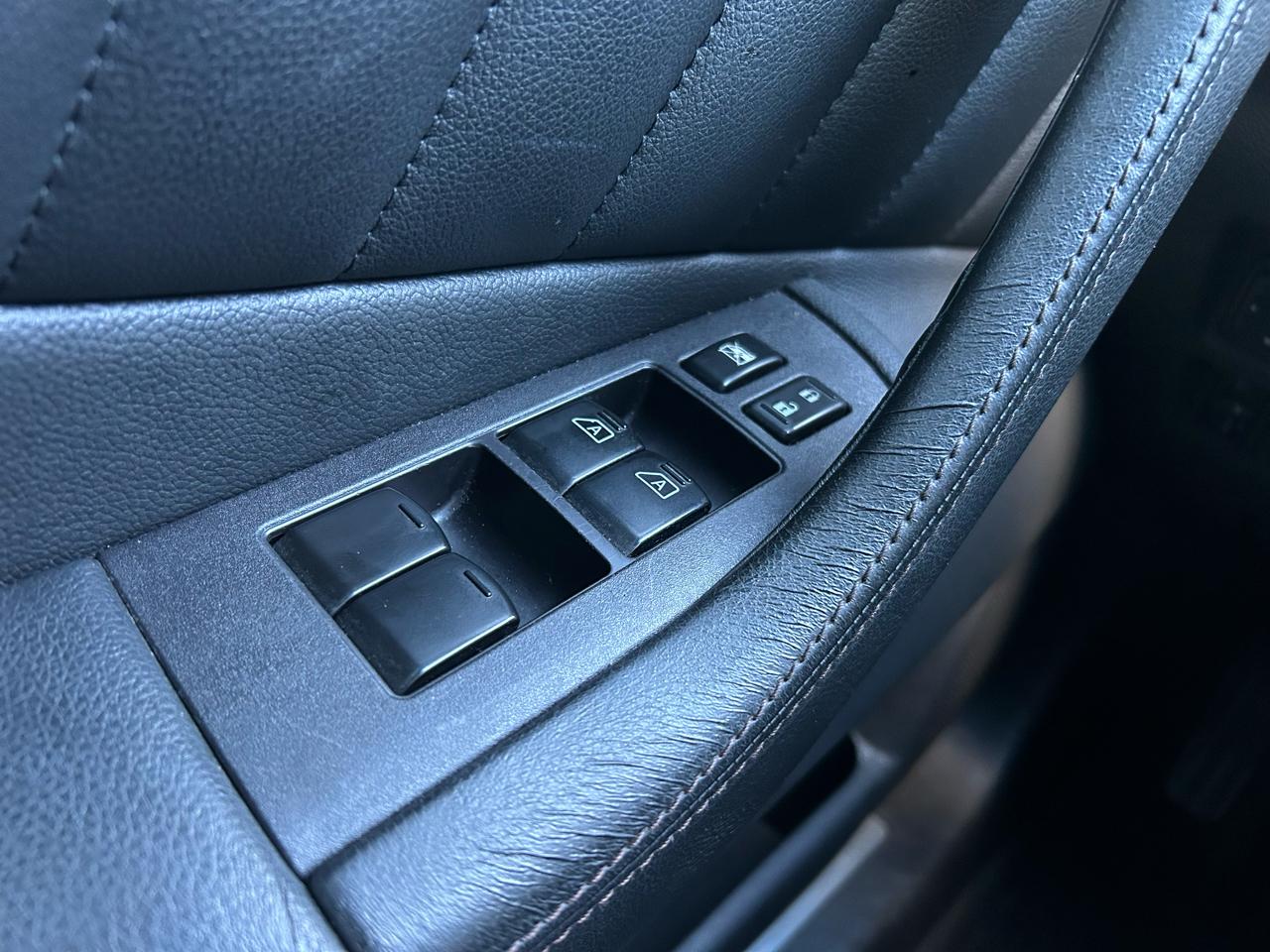 Infiniti QX70 RWD 4dr 2016