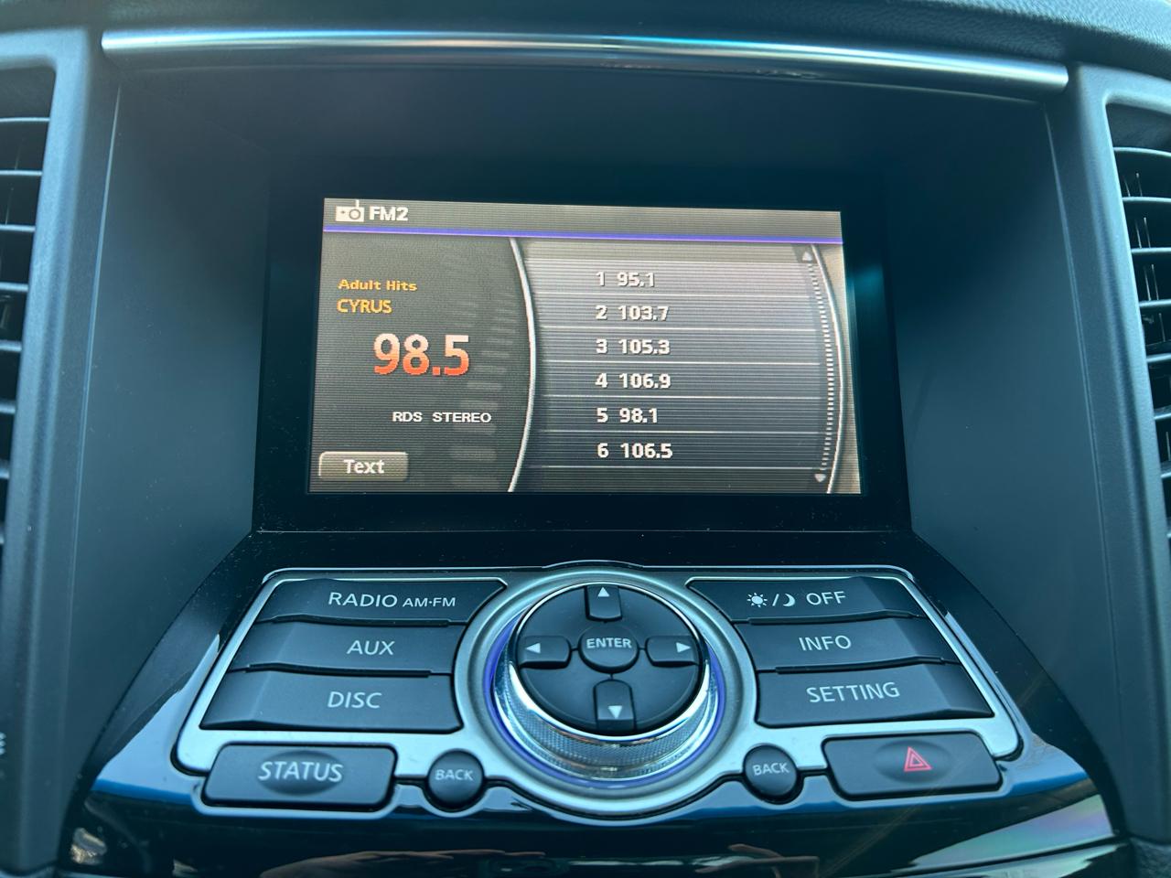 Infiniti QX70 RWD 4dr 2016