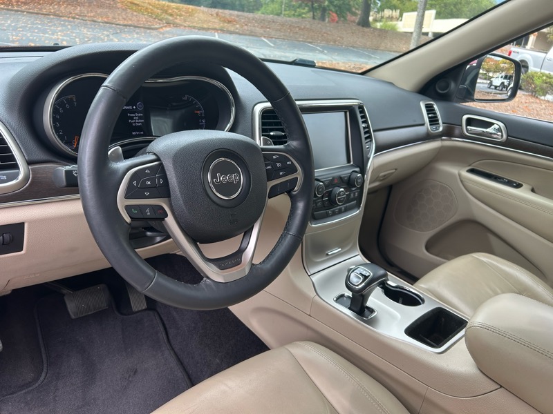 Jeep Grand Cherokee Limited 2WD 2015 Jeep Grand Cherokee Limited 2WD 2015