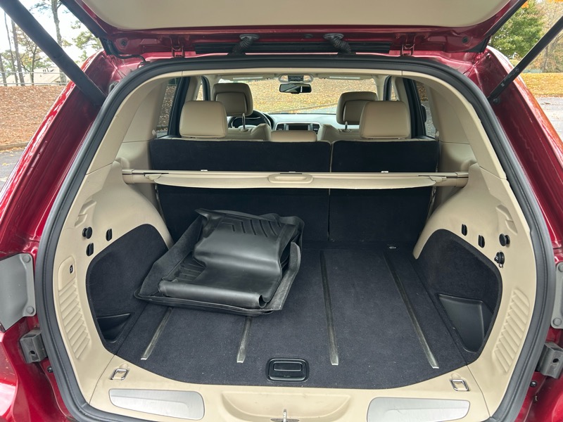 Jeep Grand Cherokee Limited 2WD 2015 Jeep Grand Cherokee Limited 2WD 2015