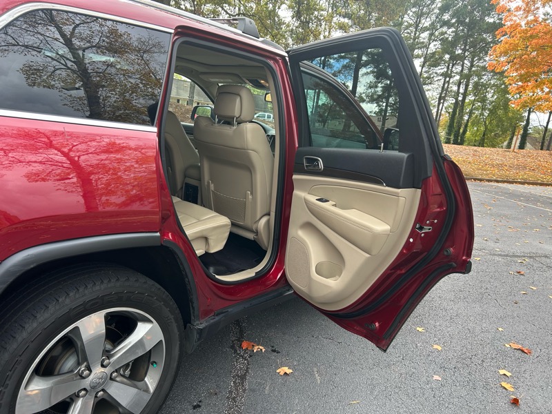 Jeep Grand Cherokee Limited 2WD 2015 Jeep Grand Cherokee Limited 2WD 2015