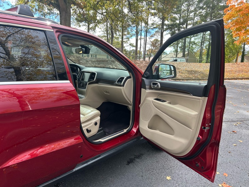 Jeep Grand Cherokee Limited 2WD 2015 Jeep Grand Cherokee Limited 2WD 2015