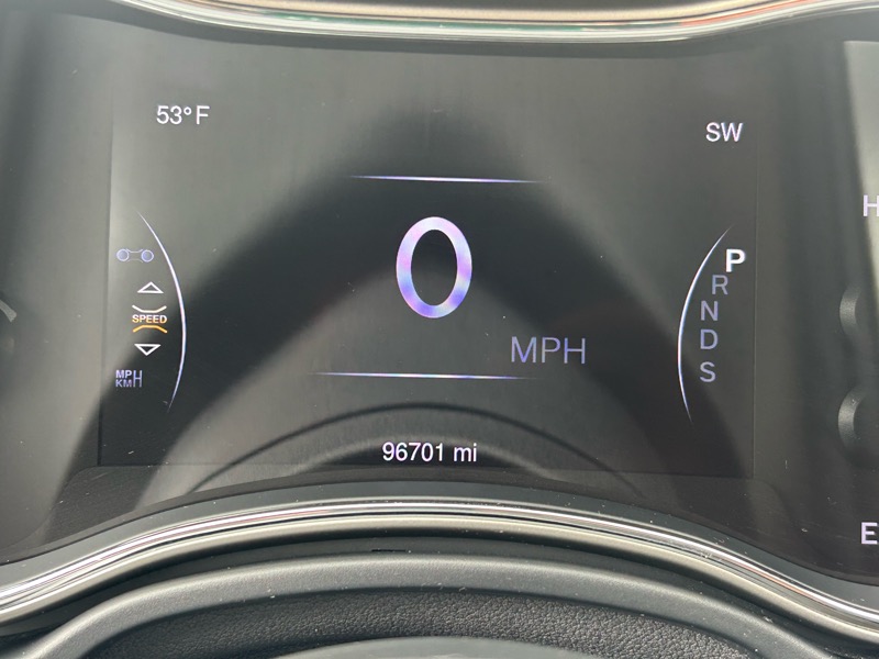 Jeep Grand Cherokee Limited 2WD 2015 Jeep Grand Cherokee Limited 2WD 2015