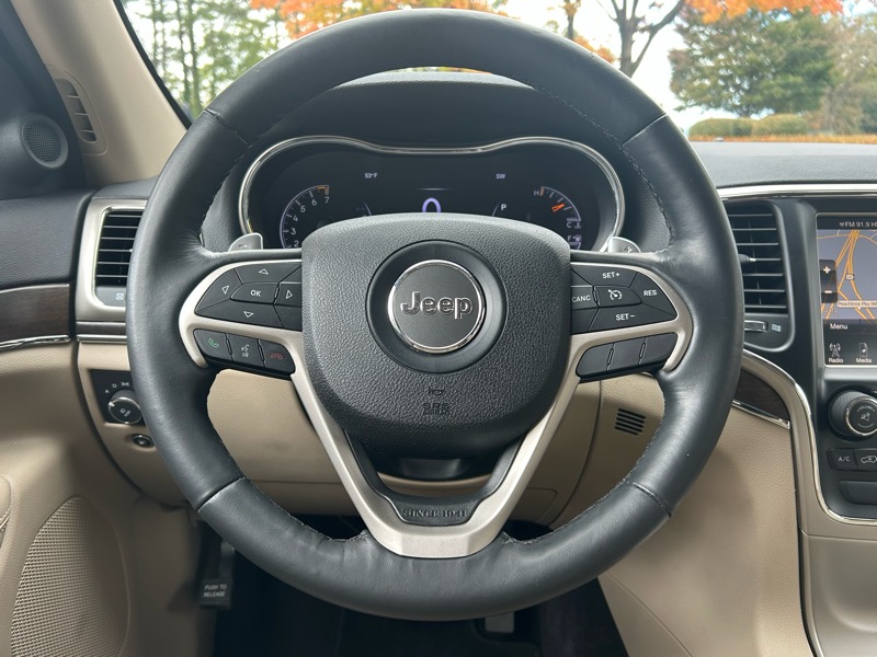 Jeep Grand Cherokee Limited 2WD 2015 Jeep Grand Cherokee Limited 2WD 2015