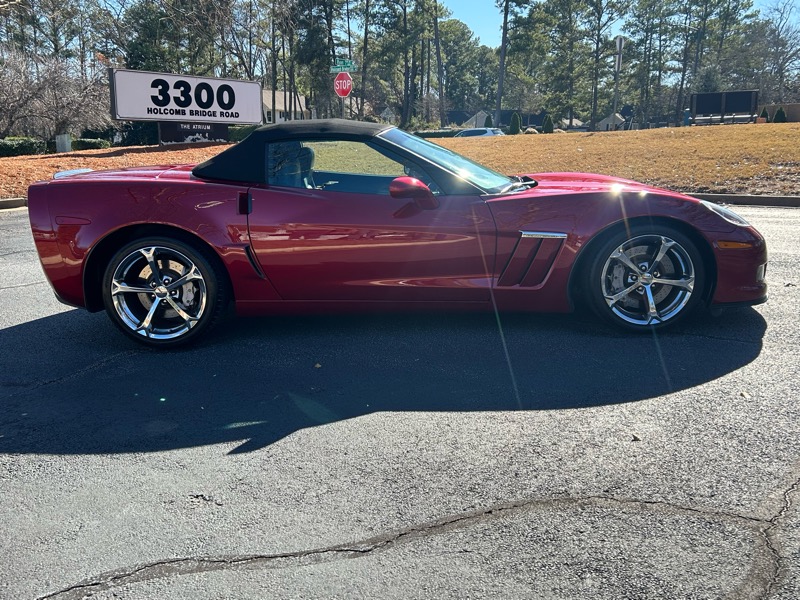 Chevrolet Corvette 2dr Conv Z16 Grand Sport w/3LT 2011