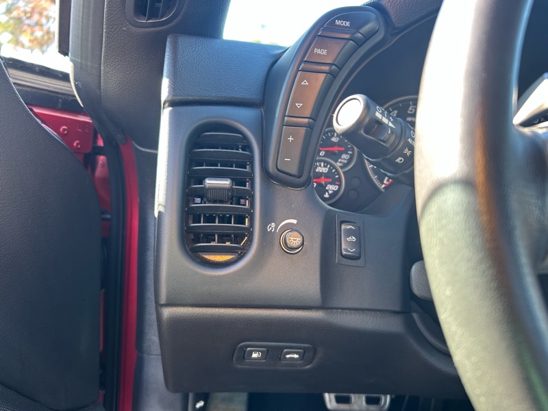 Chevrolet Corvette 2dr Conv Z16 Grand Sport w/3LT 2011