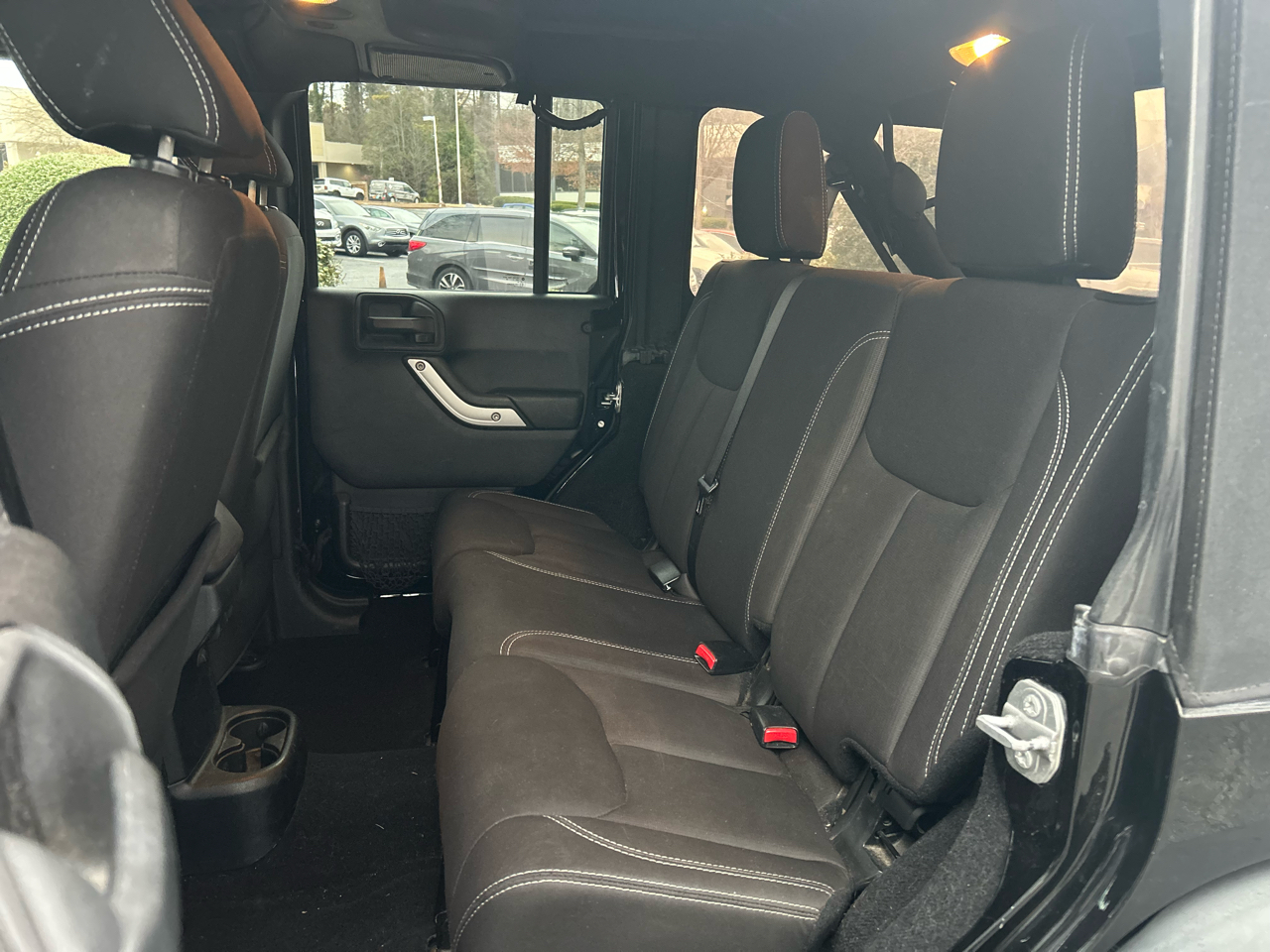 Jeep Wrangler Unlimited 4WD 4dr Rubicon 2015