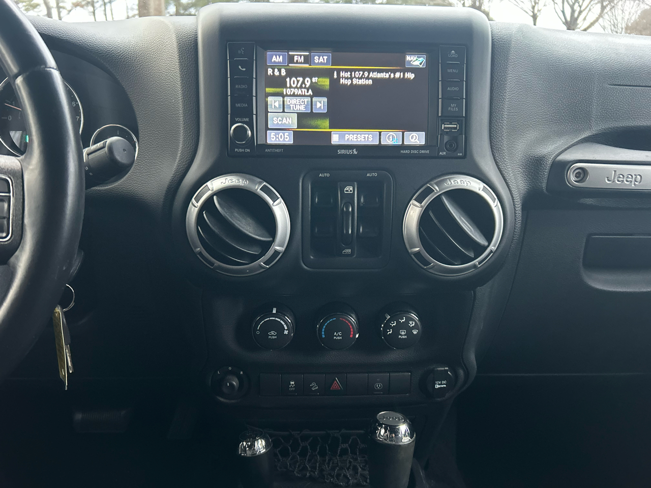 Jeep Wrangler Unlimited 4WD 4dr Rubicon 2015
