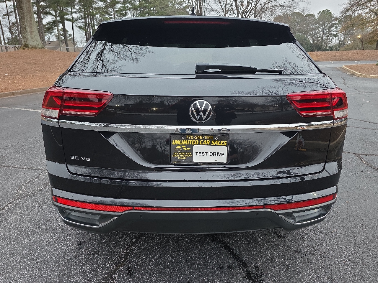 Volkswagen Atlas Cross Sport 3.6L V6 SE w/Technology FWD 2021