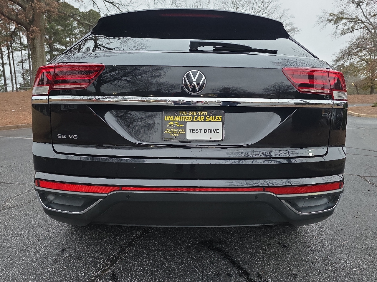Volkswagen Atlas Cross Sport 3.6L V6 SE w/Technology FWD 2021