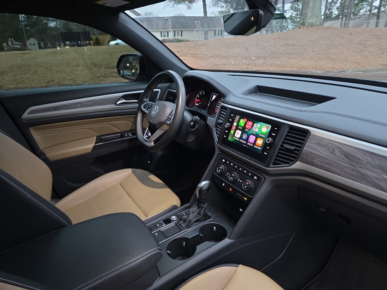 Volkswagen Atlas Cross Sport 3.6L V6 SE w/Technology FWD 2021